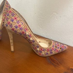 Jessica Simpson floral cork board heel